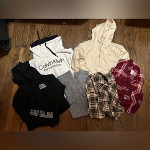 Women’s Medium Bundle 6 Items!
